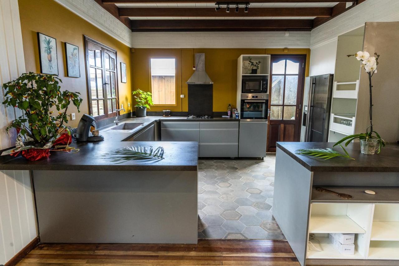 Magnifique Villa Creole Villa Ti Bout Bois Avec Cheminee Au Tevelave Les Avirons Exteriér fotografie
